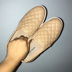 steve madden nude slip-ons